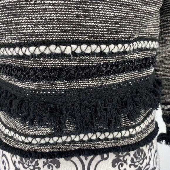 H&M black and white tweed blazer with fringe mixed media. size 2 - Picture 8 of 9